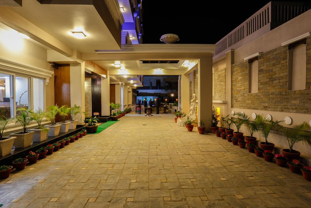 פוקהרה Da Yatra Courtyard Hotel מראה חיצוני תמונה